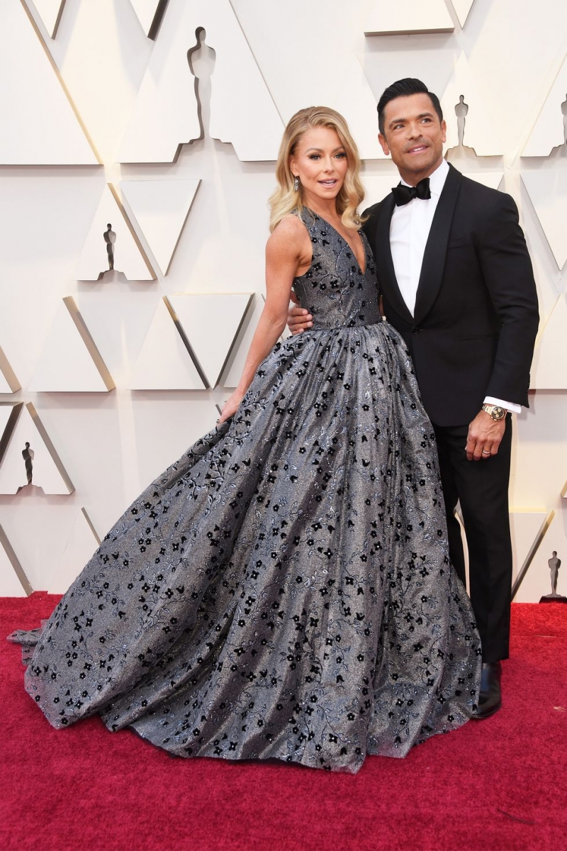 Kelly Ripa & Mark Consuelos Kelly Ripa & Mark Consuelos