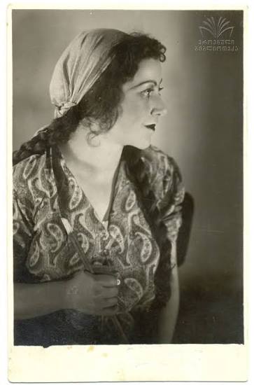 elene-sibila