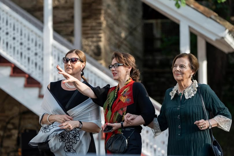 kira-andronikashvili-shvilebi